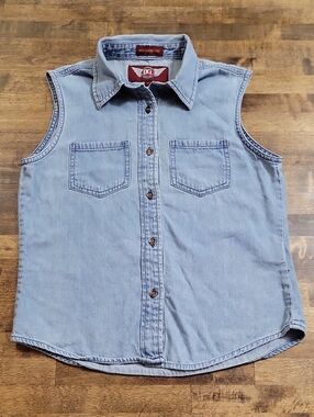 Denim Gear Light Wash Denim Sleeveless Button-Up Shirt Size M